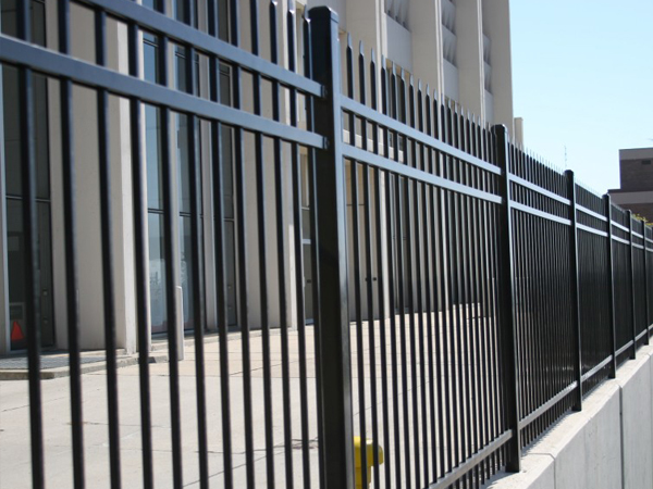 醫(yī)院圍墻護欄