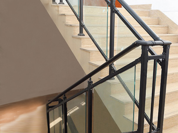 玻璃樓梯護(hù)欄