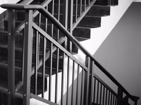 噴塑樓梯護(hù)欄