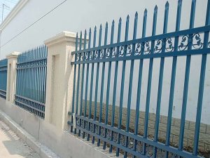 哪里可以定制圍墻護(hù)欄？