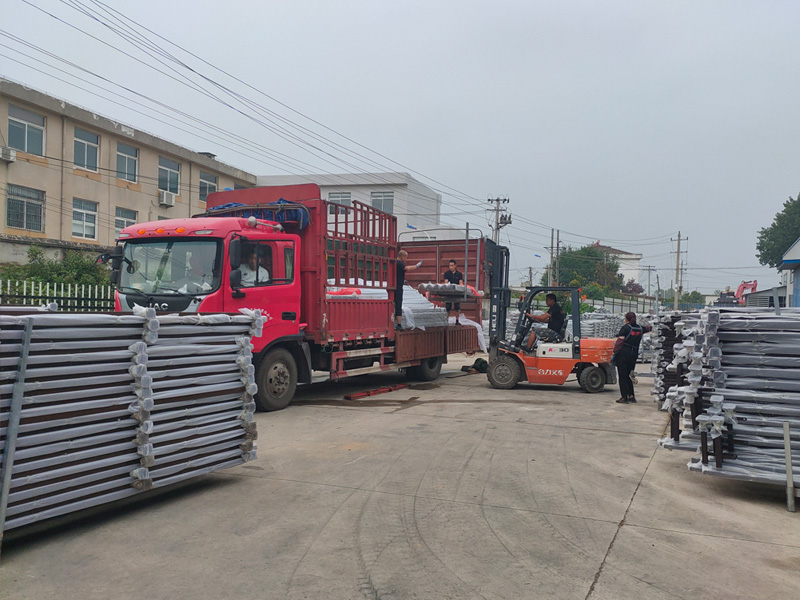 金用護欄2020年7月21日靠墻樓梯扶手發貨！