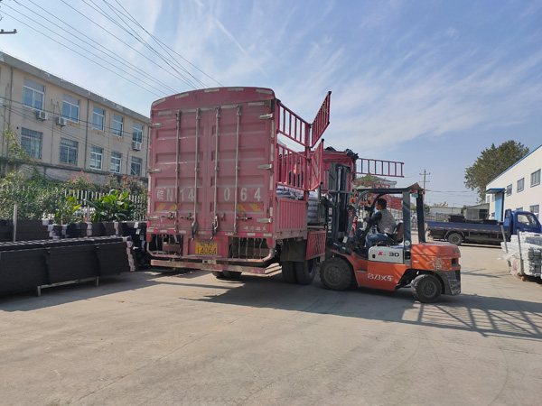 金用護(hù)欄2020年10月19日鋅鋼陽臺欄桿發(fā)貨！