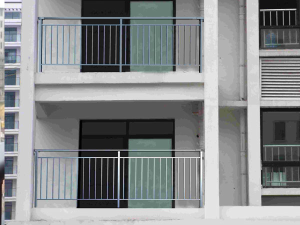 為什么大家選擇鋅鋼護欄？