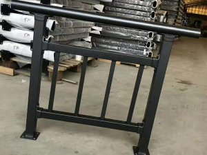 鋅鋼護(hù)欄怎么定制？