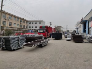 金用護欄2020年12月27日鋅鋼圍墻護欄發貨！