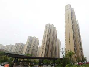 合肥禹洲翡翠湖郡小區(qū)百葉窗、樓梯扶手定制