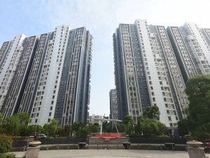 合肥銀領(lǐng)時代小區(qū)百葉窗、樓梯扶手定制