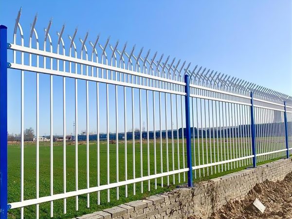 小區圍欄多少錢一米？