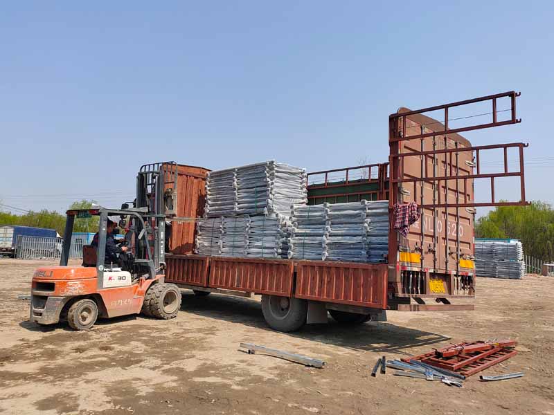 金用護欄2021年3月25日鋅鋼陽臺欄桿發貨！