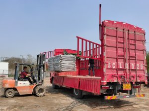 金用護欄2021年3月29日鋅鋼陽臺護欄發貨！