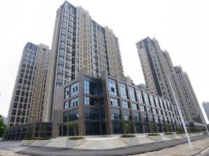 黃山天都首郡小區(qū)項(xiàng)目定制百葉窗、空調(diào)欄桿產(chǎn)品