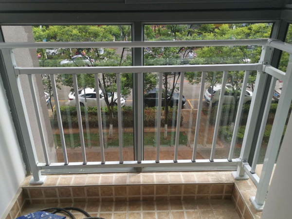 飄窗護欄一般做多高？