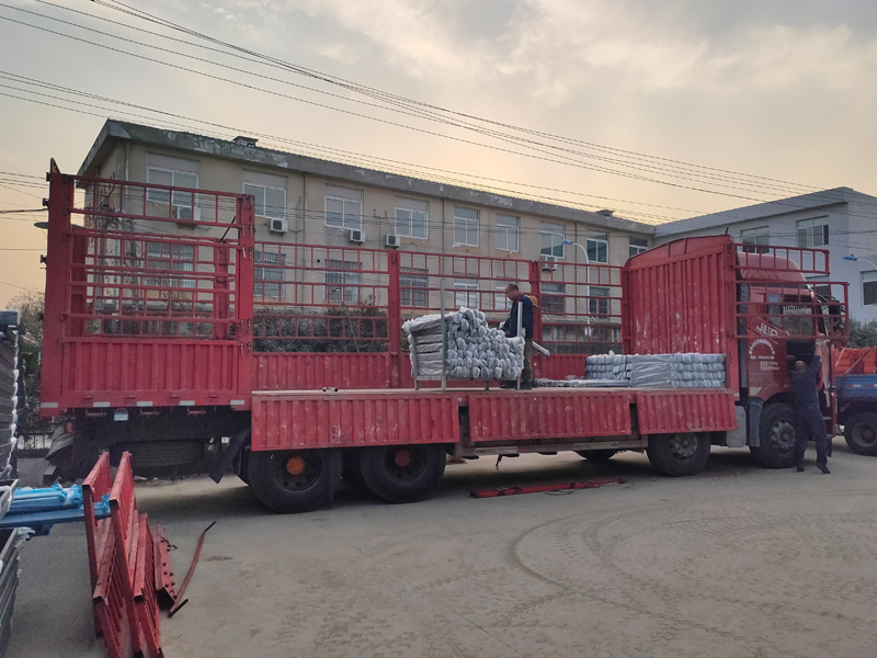 金用護(hù)欄2021年11月22日鋅鋼陽(yáng)臺(tái)護(hù)欄發(fā)貨！