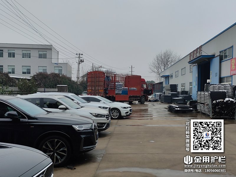 2023年12月19日鋅鋼組裝欄桿裝車發(fā)貨！