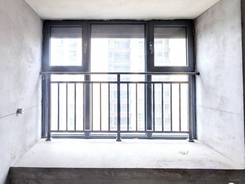 護窗欄桿多少錢一米？